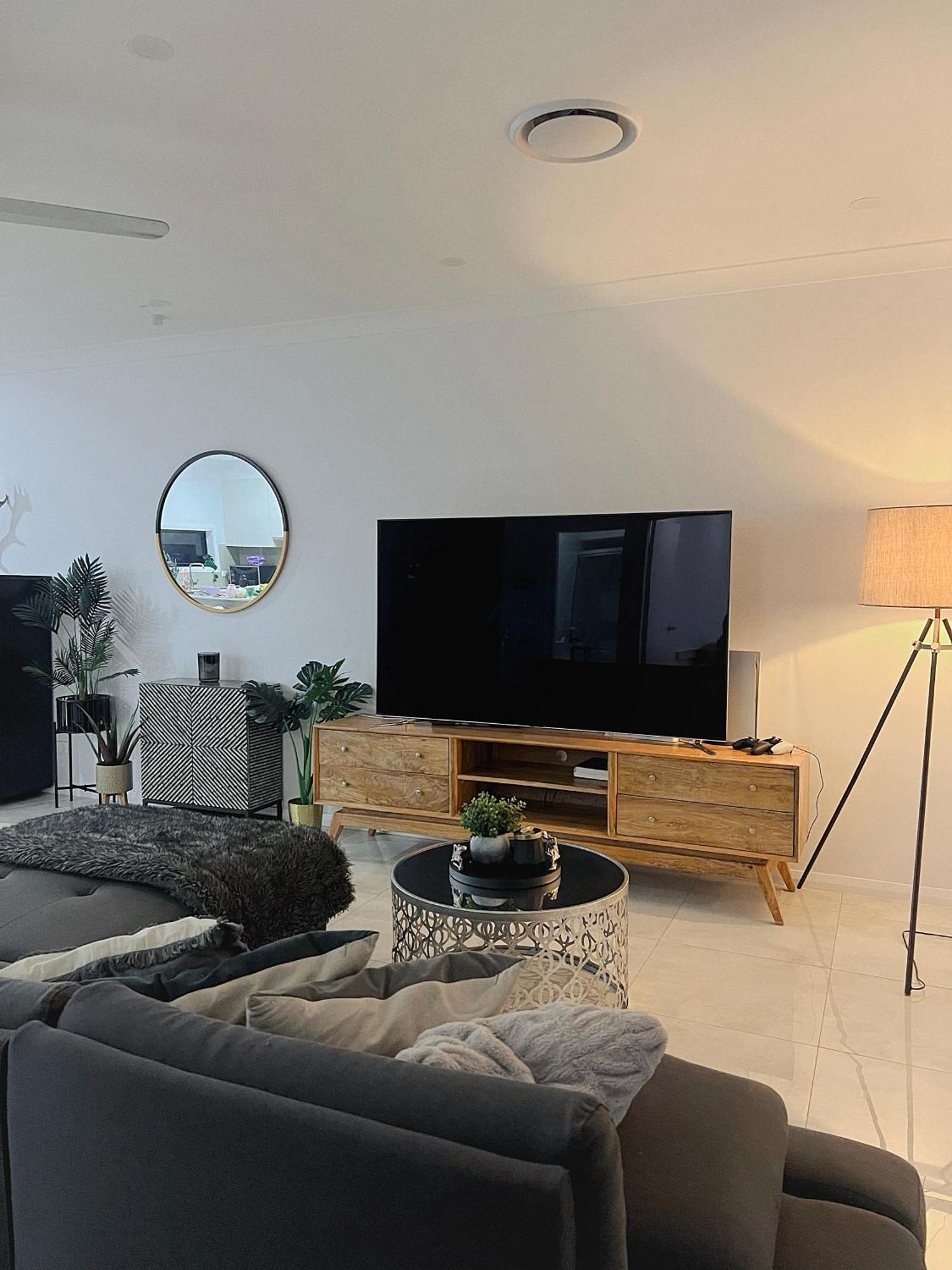 Spacious Family Holiday home Campbelltown